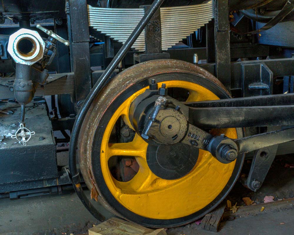 Drive wheel of a small automotive