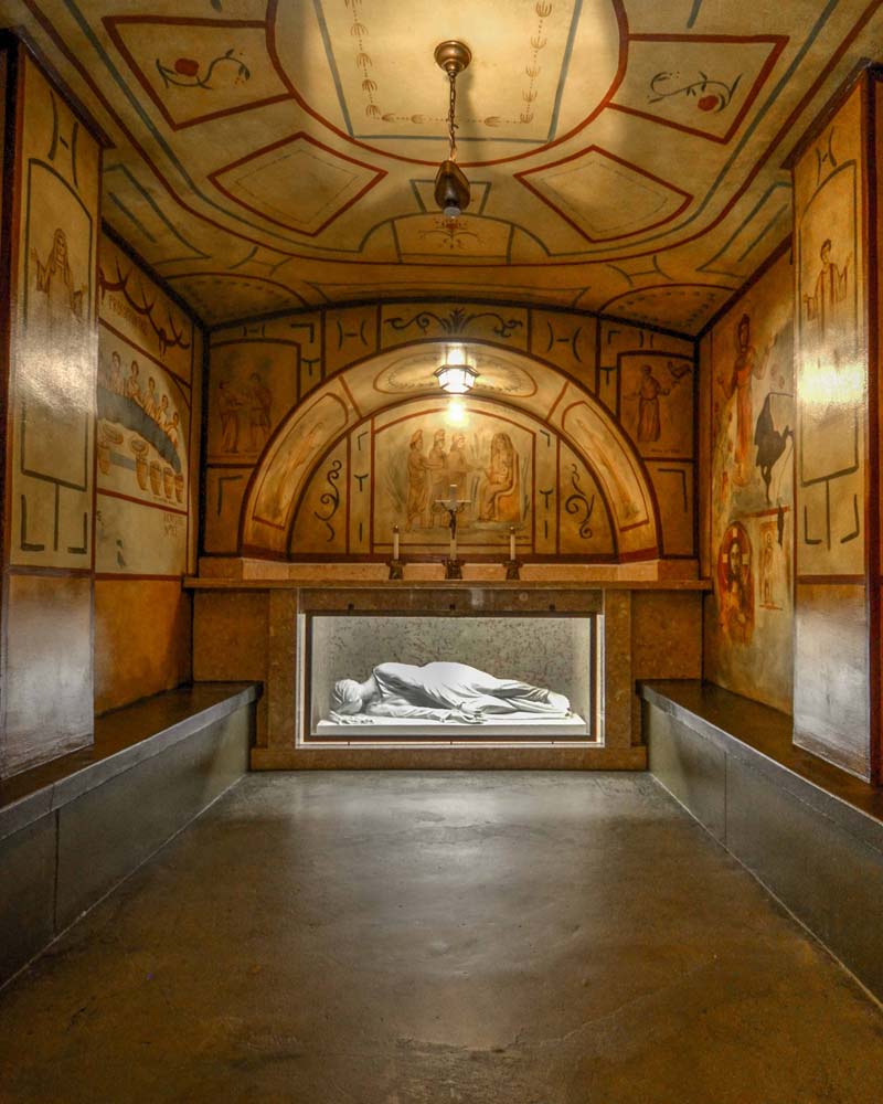Chapel of Saint Cecilia, with statue of her disinterred corpse